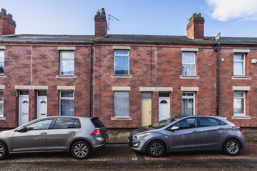 Property photo 1 of 34