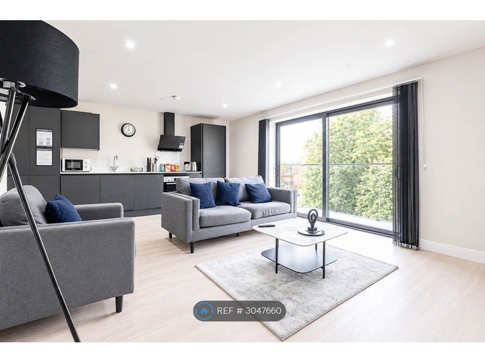 Property photo 3 of 13