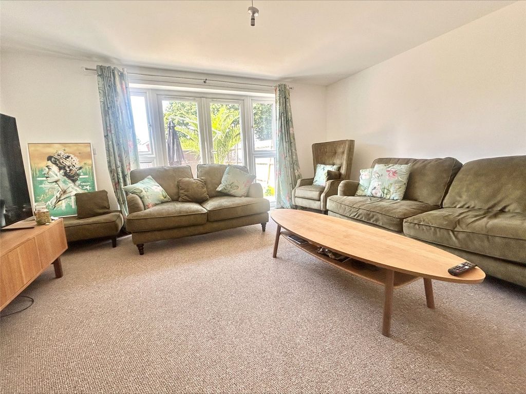 Property photo 2 of 14 Picture No. 25