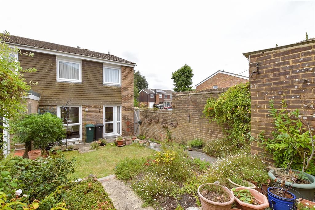 Property photo 2 of 11 Rear Garden