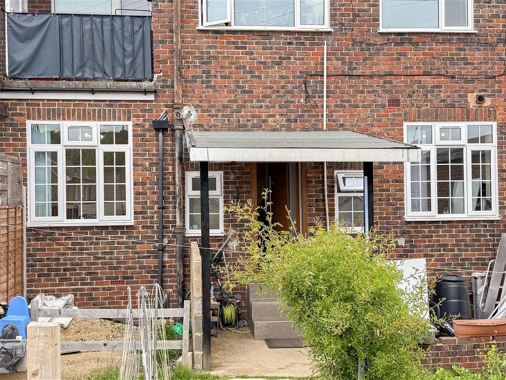 Property photo 1 of 13 External