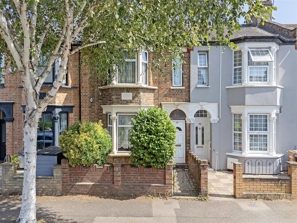 Property photo 2 of 19