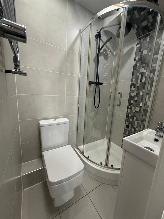 Property photo 2 of 2 Whatsapp Image 2025-10-17 At 11.34.21_8Ca79c86.Jpg