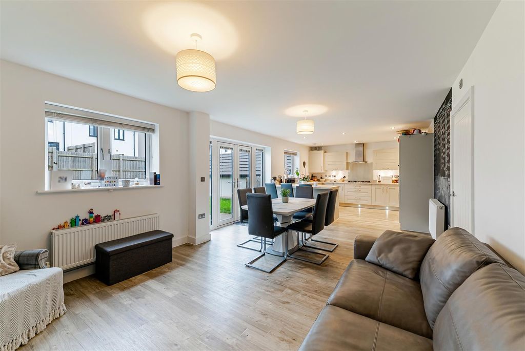 Property photo 2 of 22 Kitchen/Dining/Family