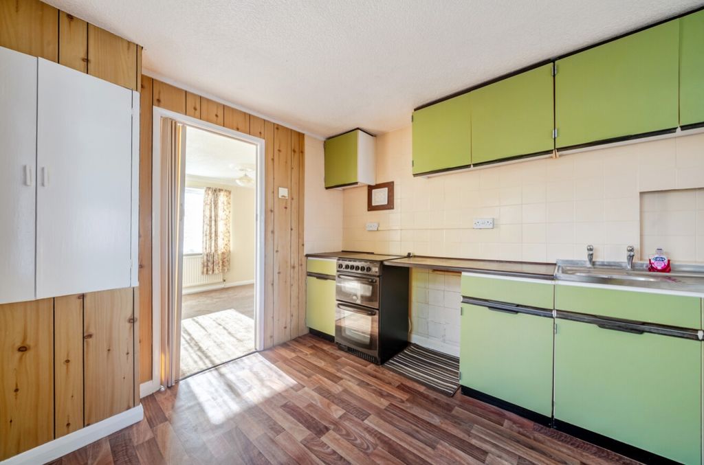Property photo 3 of 23 1535217-4-1A1353Ab6c194