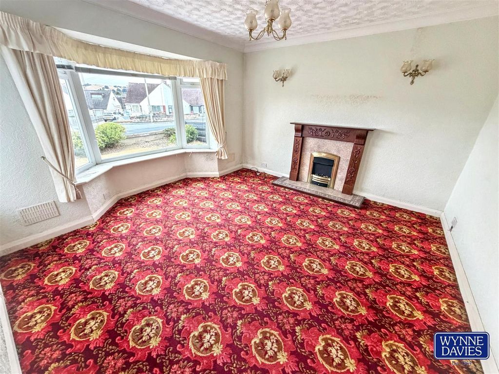 Property photo 2 of 11 Img_1422.Jpg