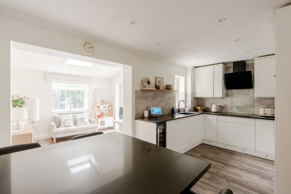 Property photo 2 of 26 13