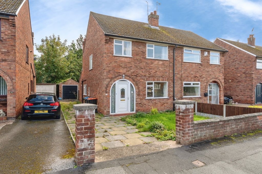 Property photo 1 of 19