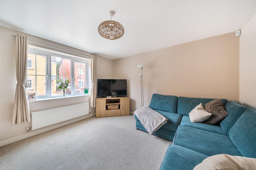 Property photo 2 of 32 1423467-18-69Aea84Cdffd5.Jpg