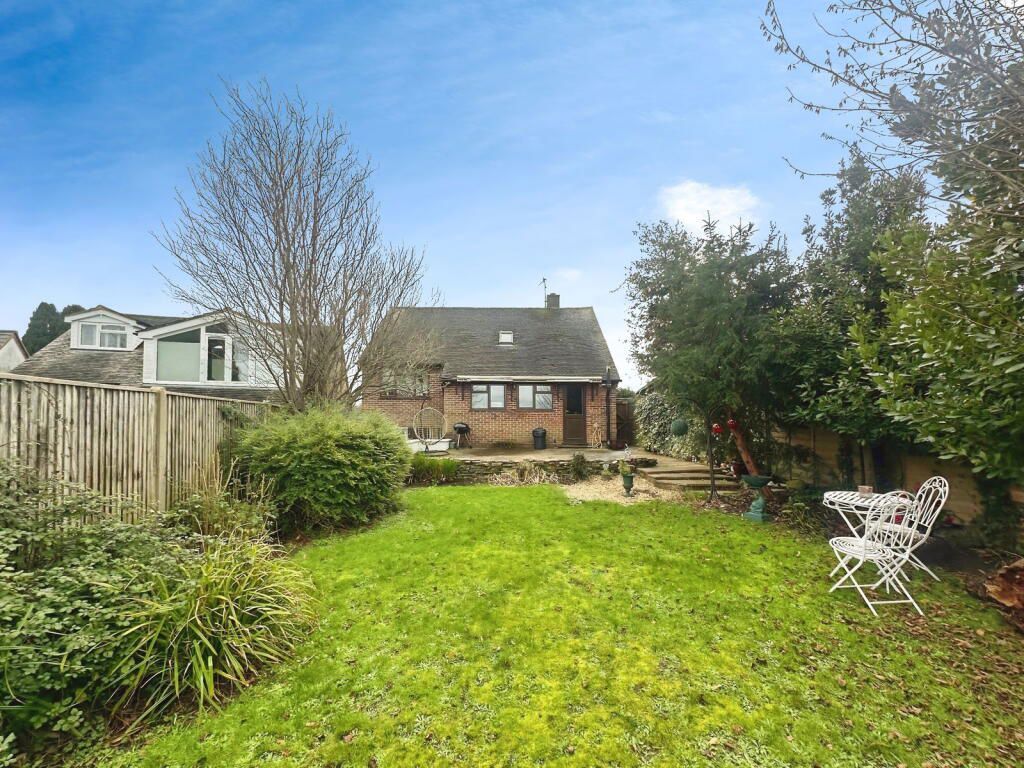 Property photo 2 of 19