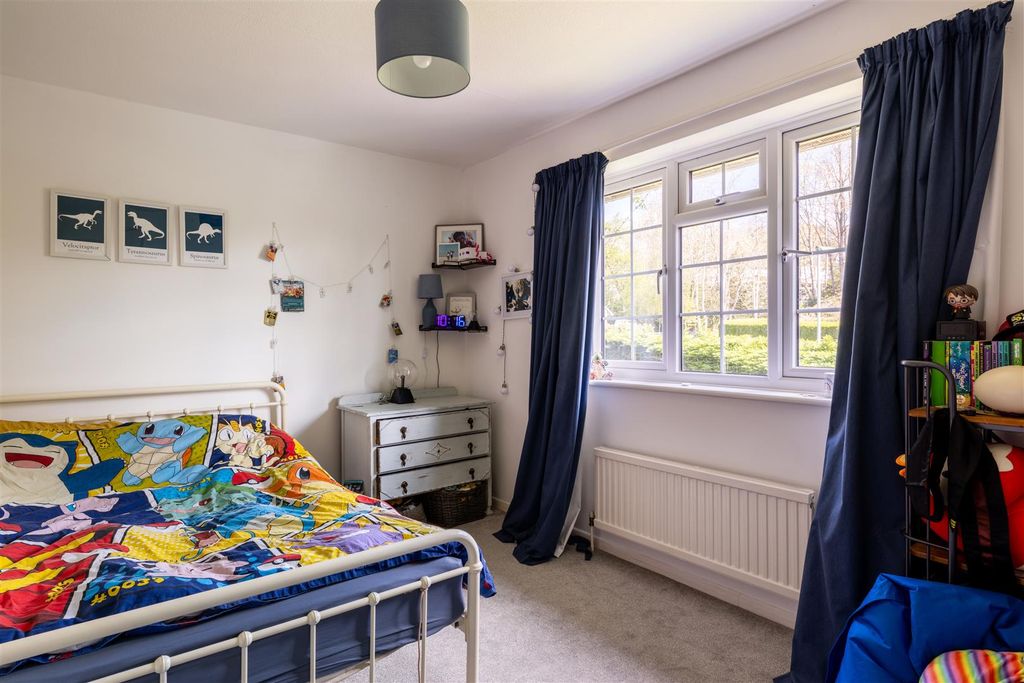 Additional image 19 of 4 bed detached house for saleYardley Close, Reigate RH2