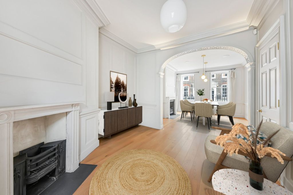 Property photo 2 of 29