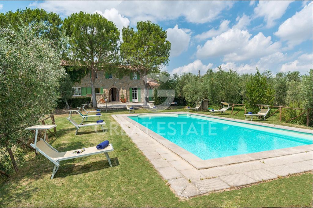 Property photo 1 of 50