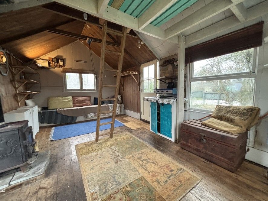 Property photo 2 of 8