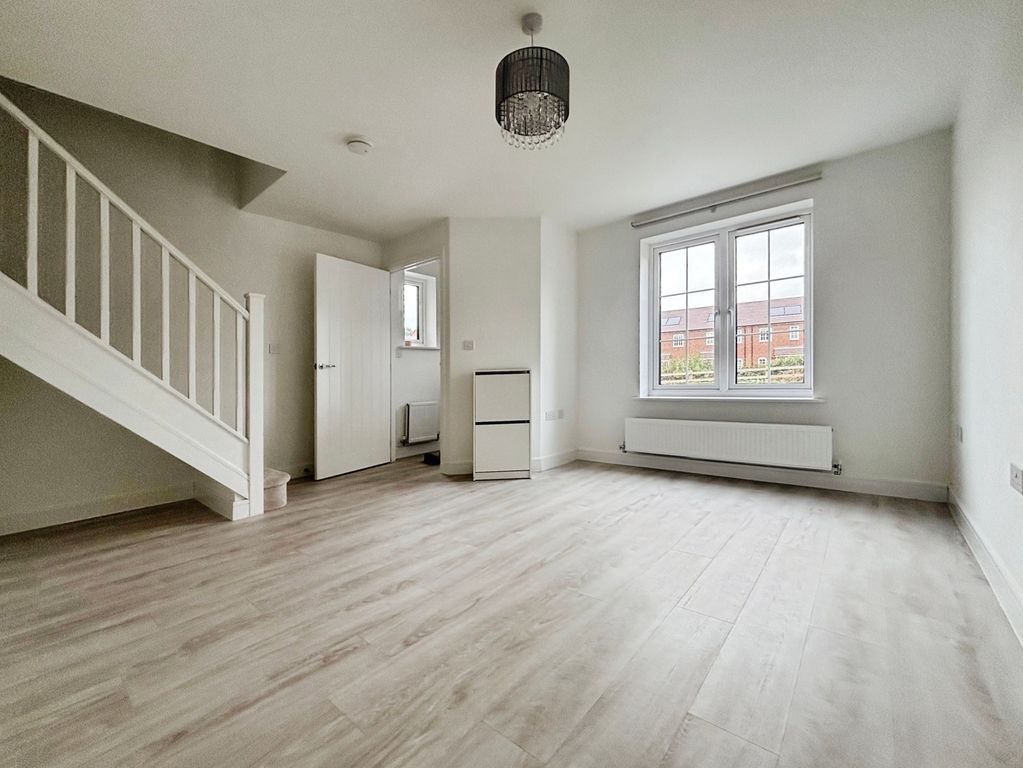 Property photo 2 of 14 Pbox-Img.Jpg