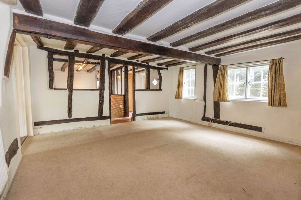 Property photo 3 of 23