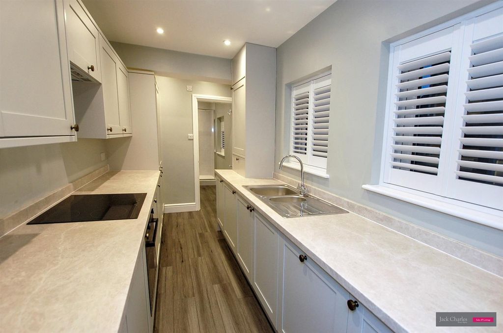 Property photo 3 of 15 Dsc_0112 (1).Jpg