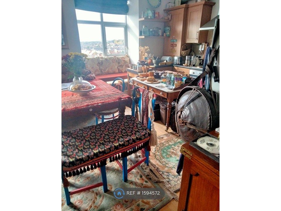 Property photo 3 of 3 Sitting Toom