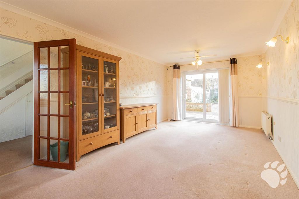 Property photo 2 of 26 Lounge/Diner