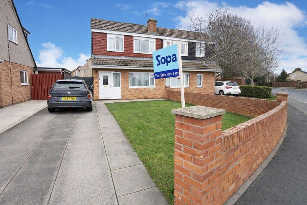 Property photo 1 of 9 11