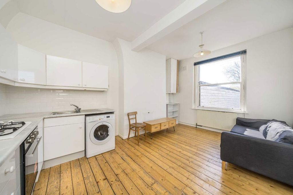 Property photo 2 of 4