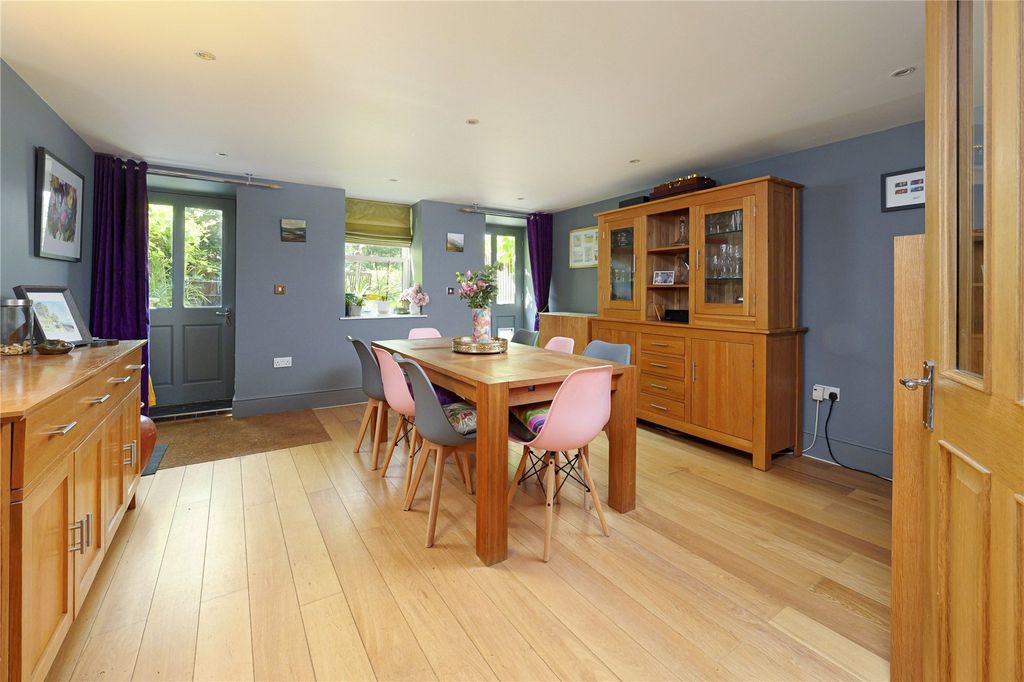 Property photo 3 of 16 Dining Room