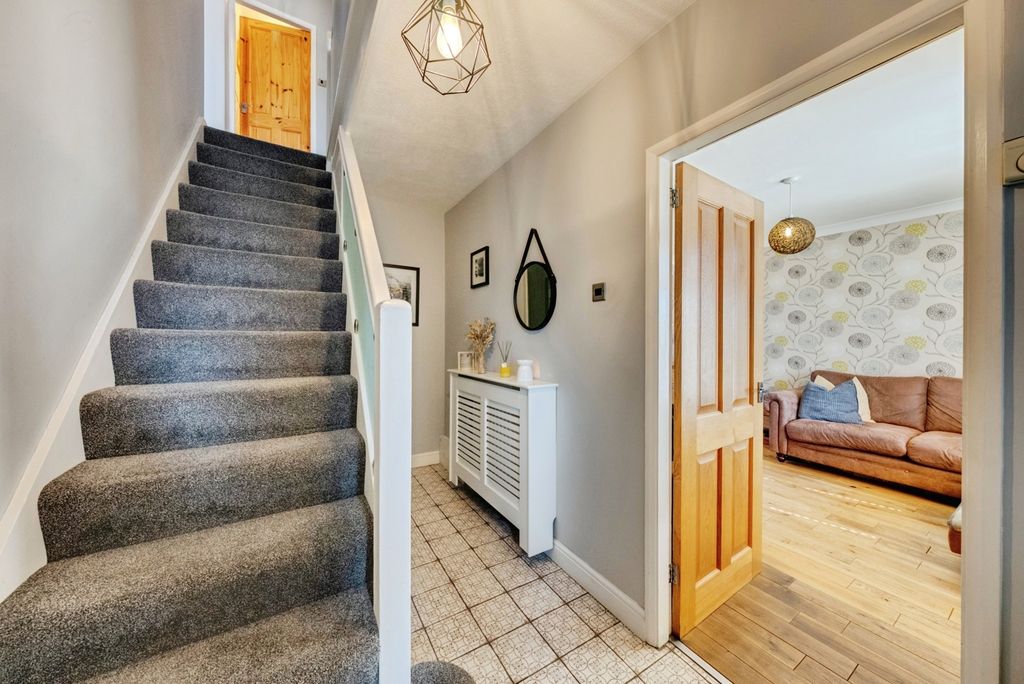 Property photo 2 of 26 Pbox-Img.Jpg