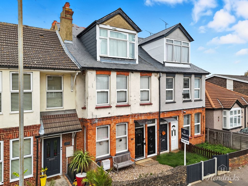 Property photo 1 of 23