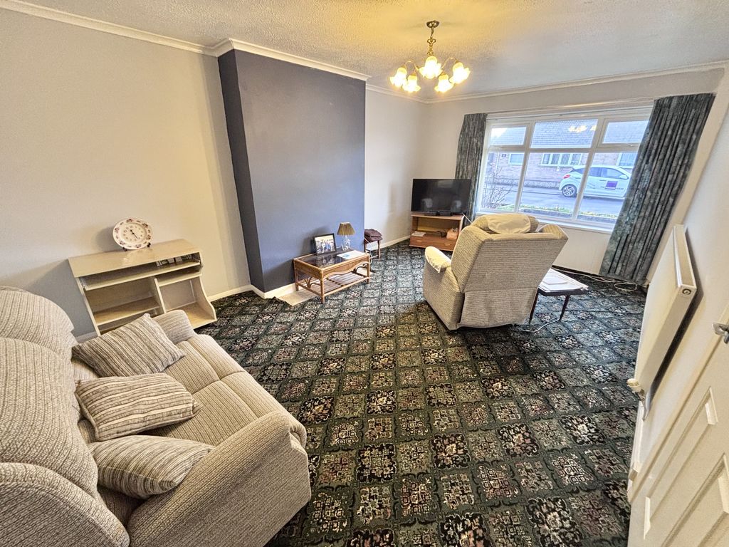 Property photo 2 of 21