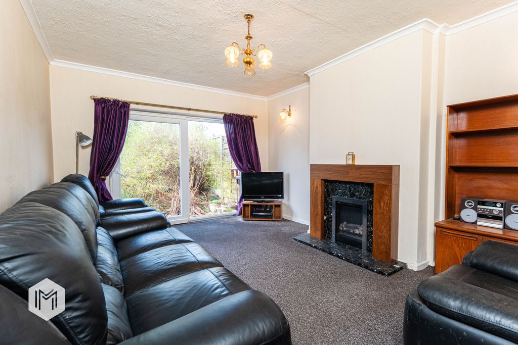 Property photo 2 of 19 Picture No. 12