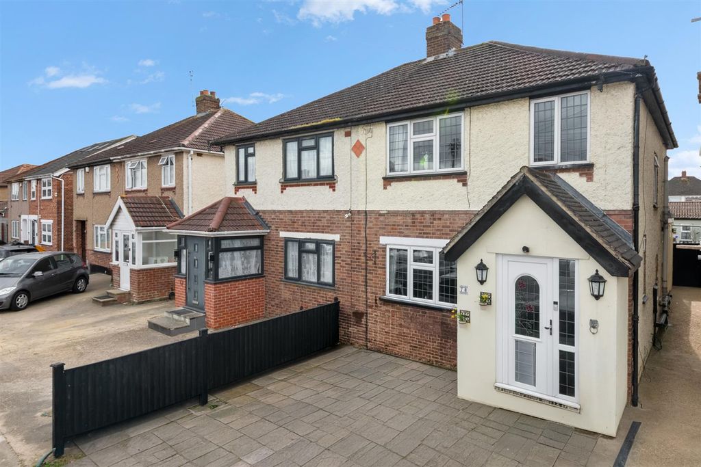 Property photo 1 of 19