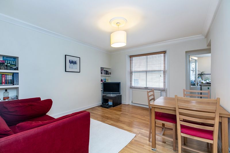 Property photo 2 of 8 Photo 6