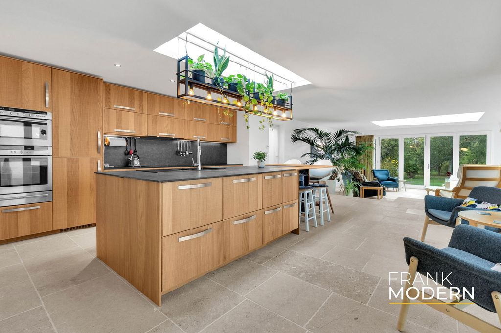 Property photo 2 of 51 Kitchen