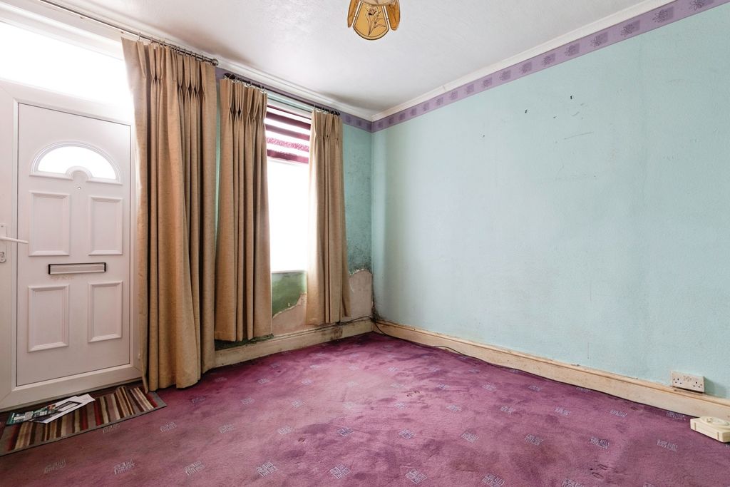 Property photo 2 of 13 Reception 1