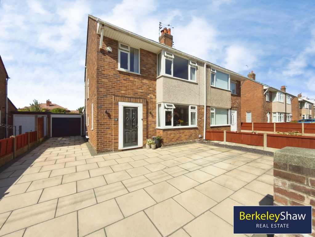 Property photo 1 of 23 Pbox-Img.Jpg