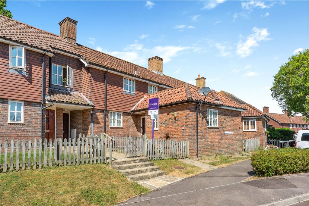Property photo 1 of 10 House