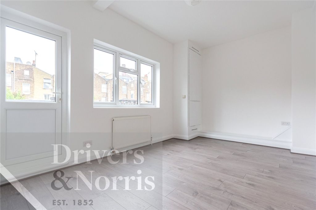 Property photo 3 of 7 Picture No. 03