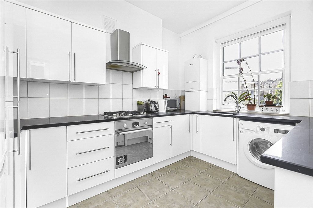 Property photo 3 of 9 Picture No. 05