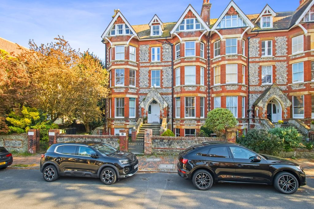 Property photo 1 of 46