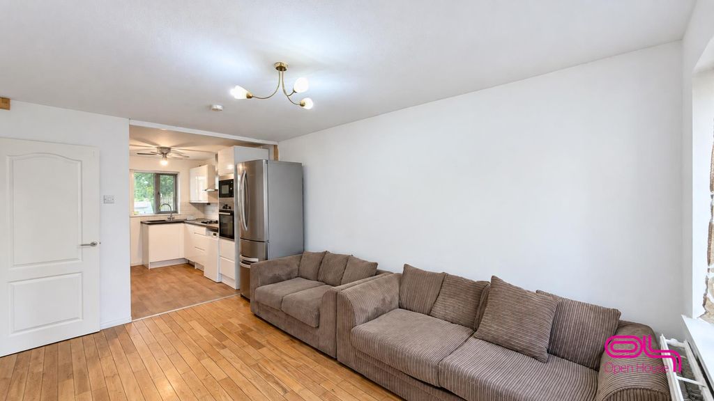 Property photo 3 of 14 Untitled Design - 2026-09-05T141430.674.Png