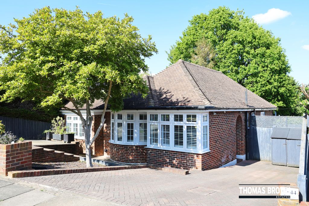 Property photo 1 of 19