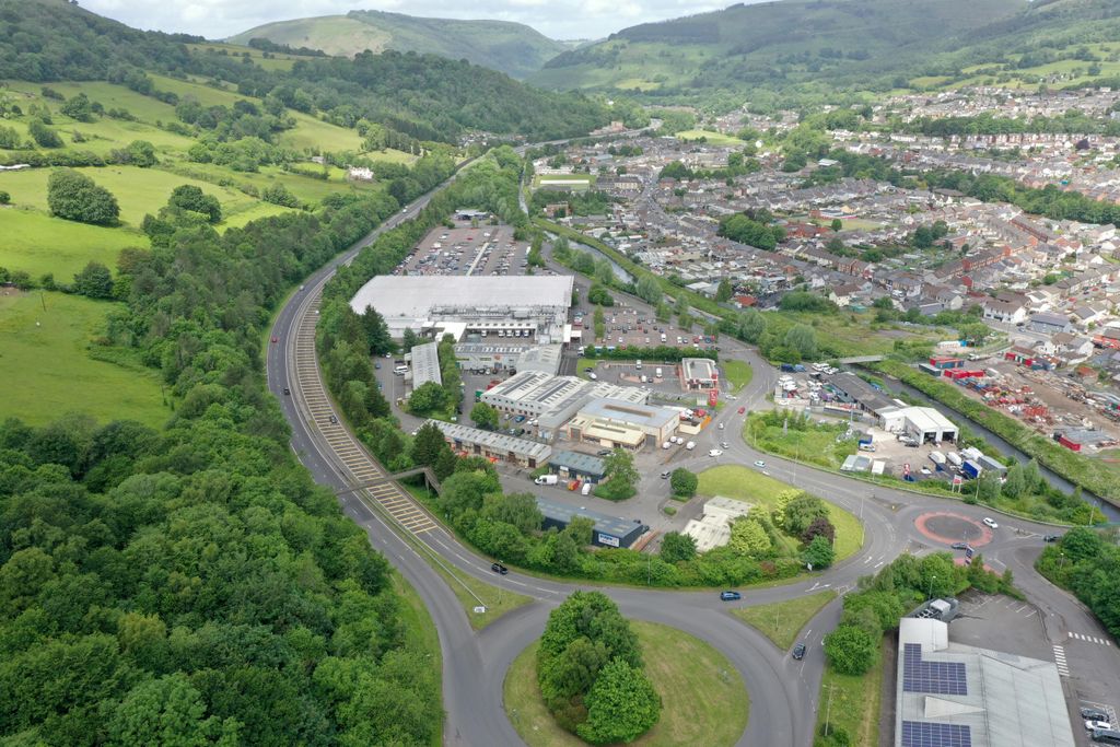 Property photo 1 of 4 Pontymister Letting.Jpg