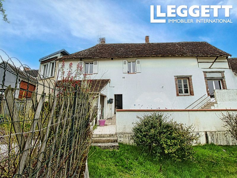 Property photo 2 of 10