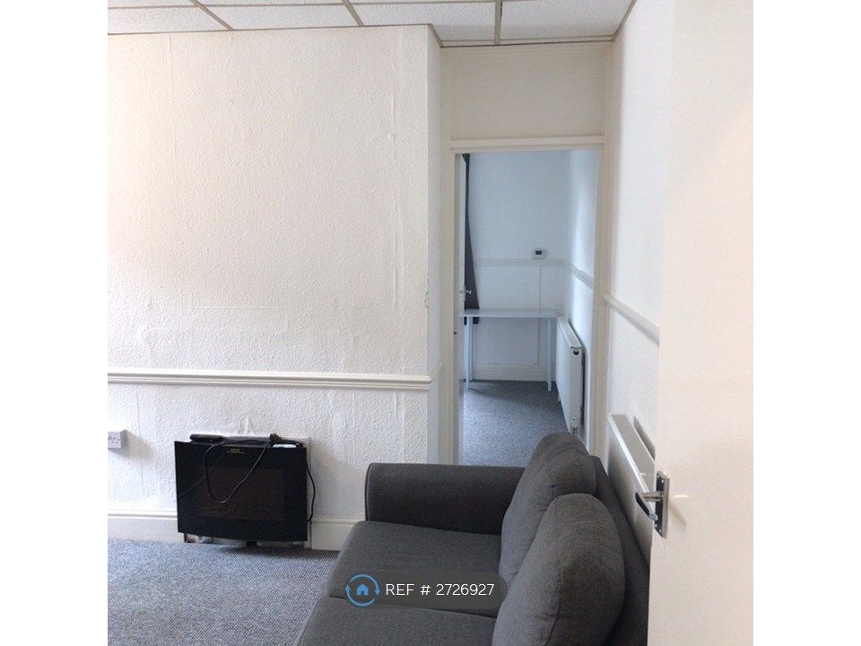 Property photo 3 of 10 Living Area