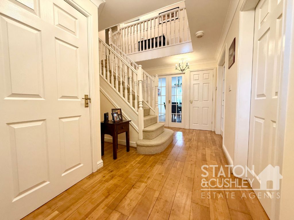 Property photo 3 of 44