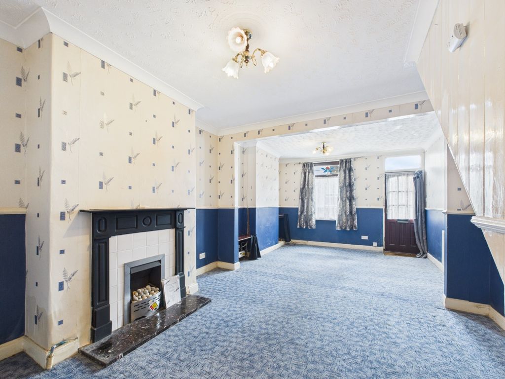 Property photo 2 of 15 4481515