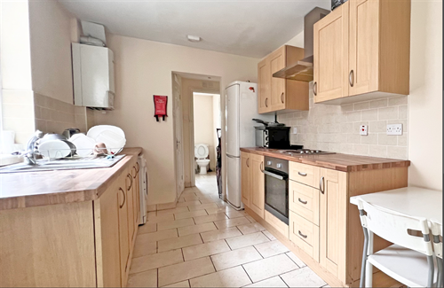 Property photo 2 of 3