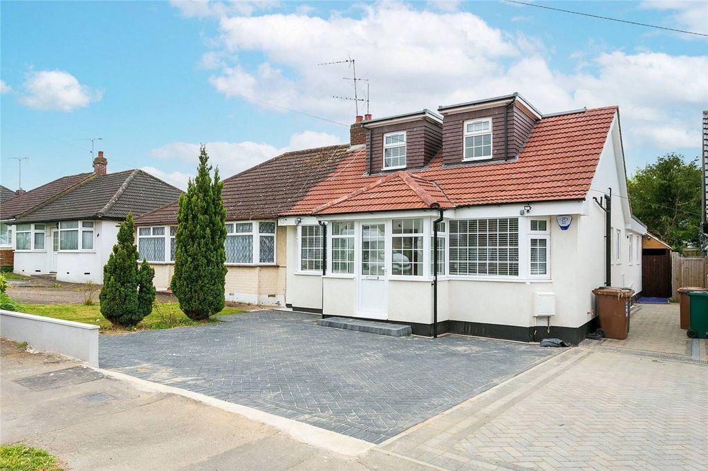 Property photo 2 of 20