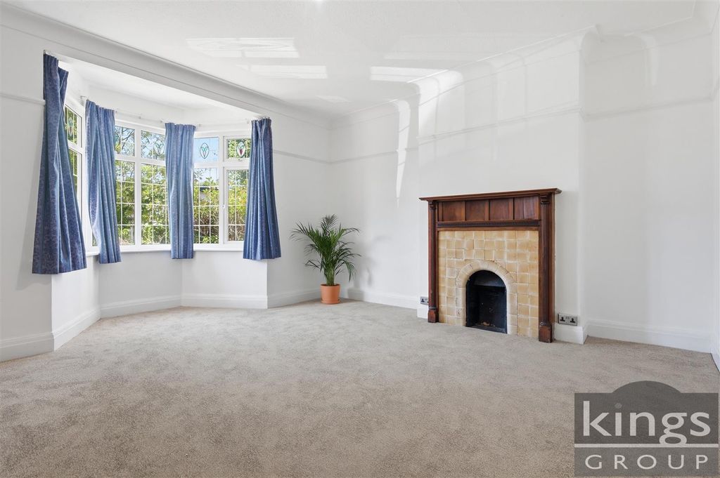 Property photo 3 of 30