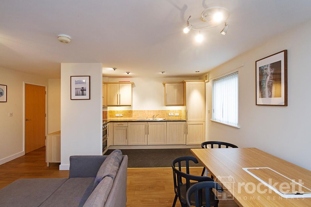 Property photo 1 of 25 08_Trinity_Gwi_3108E